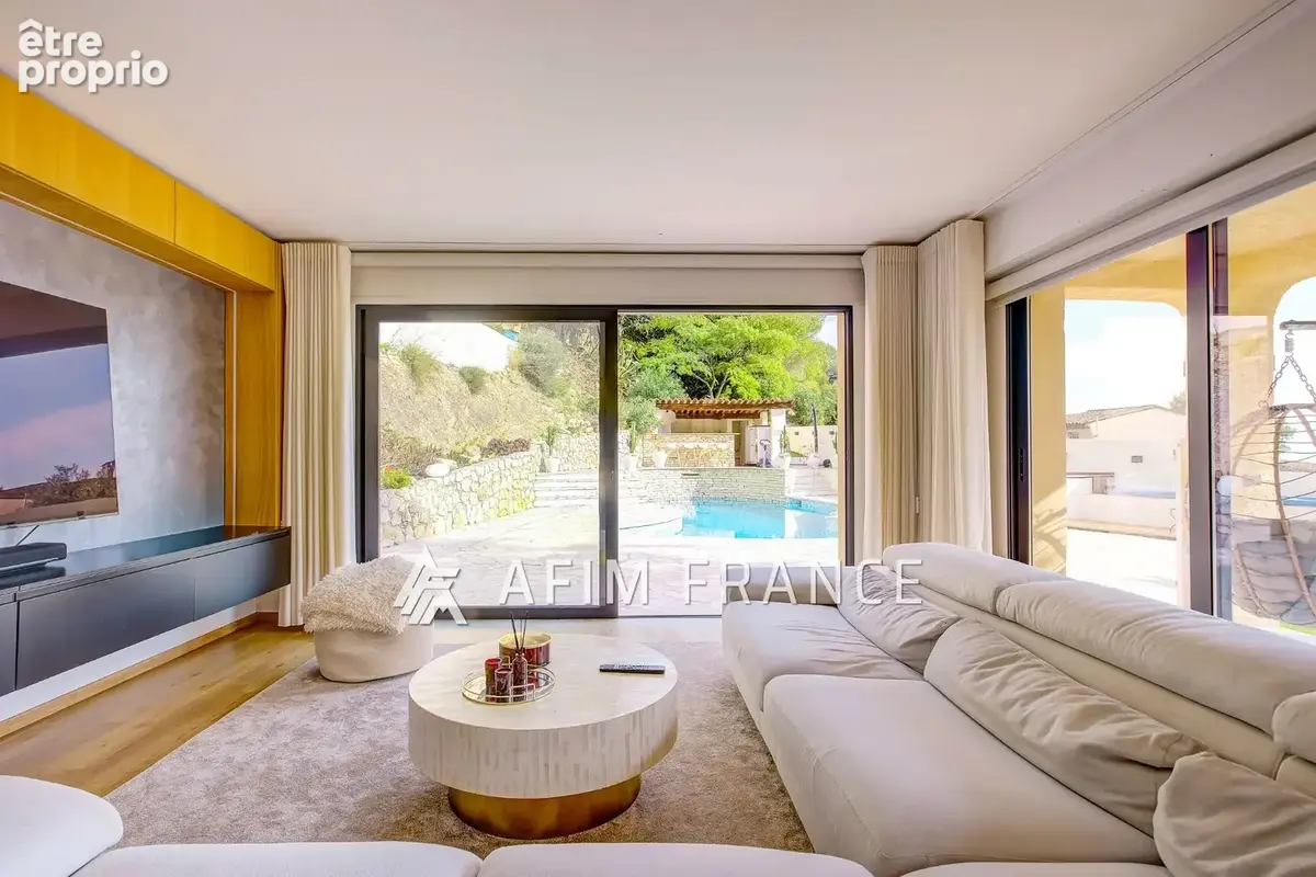 Maison 6 pièces 300 m² à vendre à Tourrette-Levens (06690) - photo 6