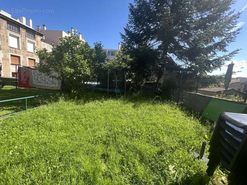 Appartement à SAINT-ETIENNE