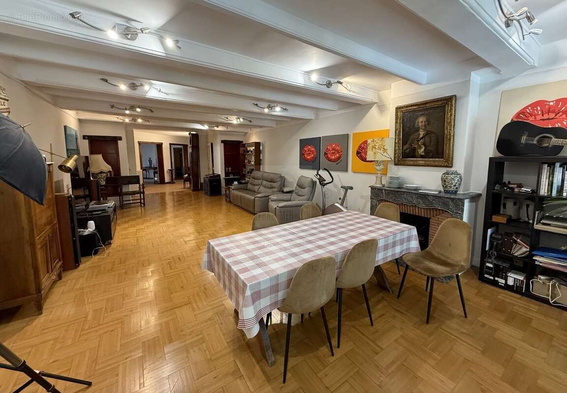 Appartement à BEZIERS