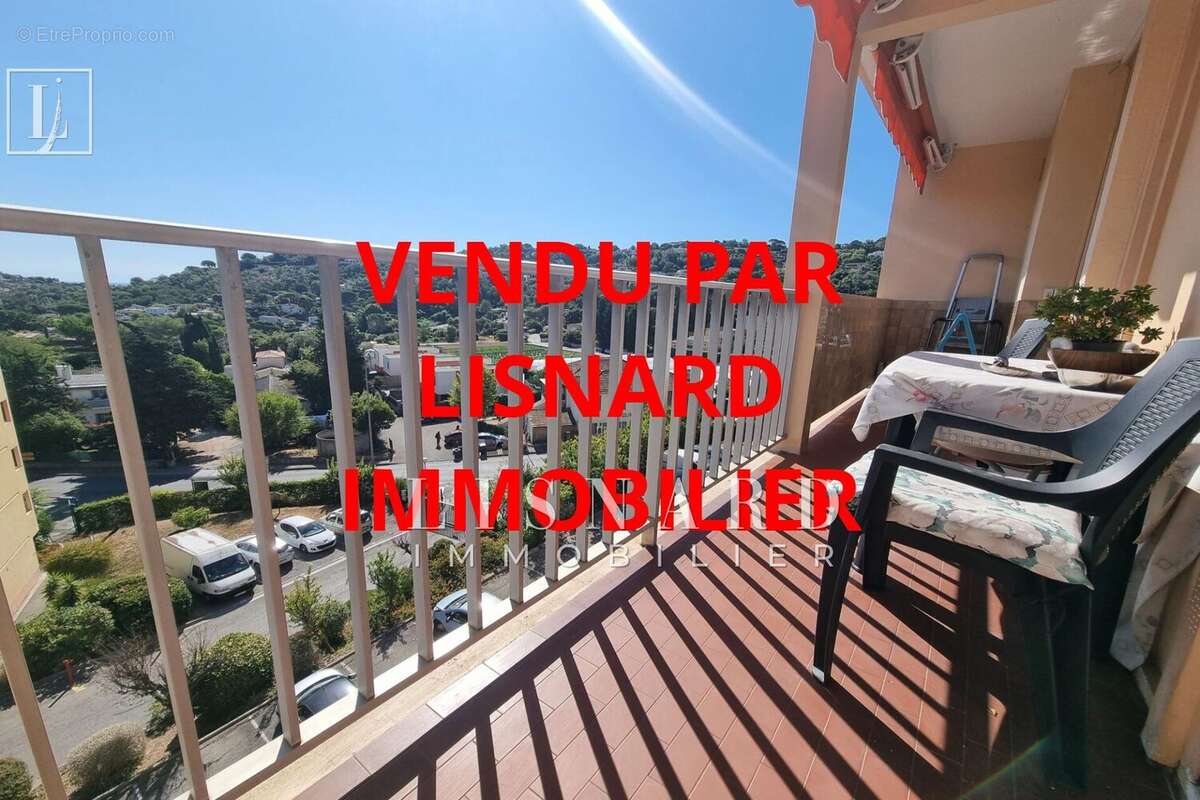 Appartement à VALLAURIS