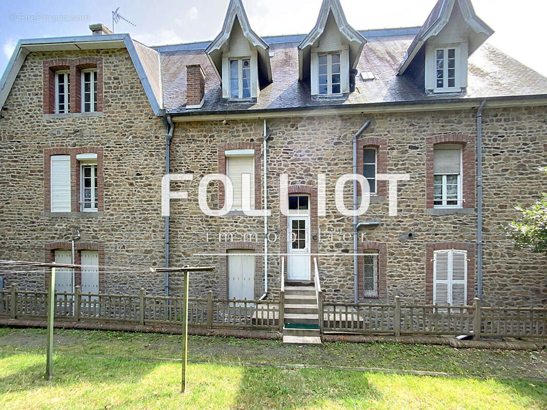 Appartement à SAINT-JEAN-LE-THOMAS