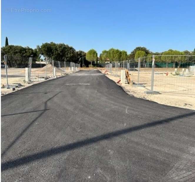 Terrain à COMBAILLAUX