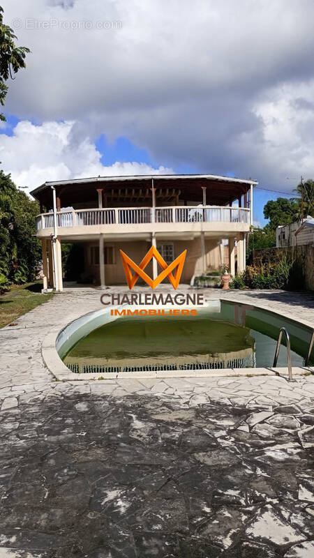 Maison à SAINTE-ANNE