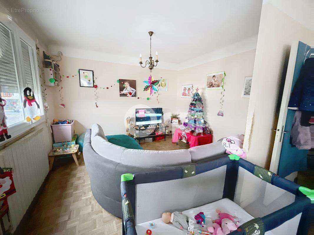 Appartement à COULOUNIEIX-CHAMIERS