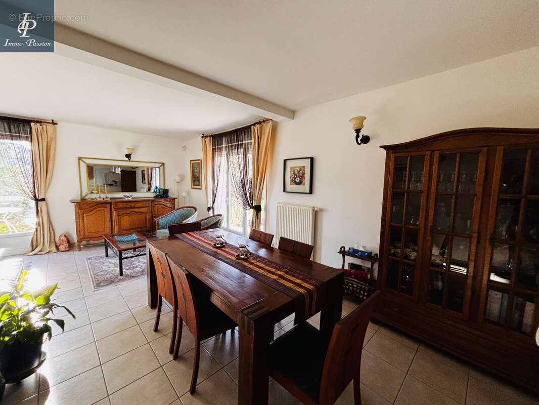 Maison à QUETIGNY