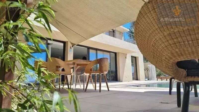 Vente Maison Ollioules(83190) 3 800 000ï¿œ - photo 3