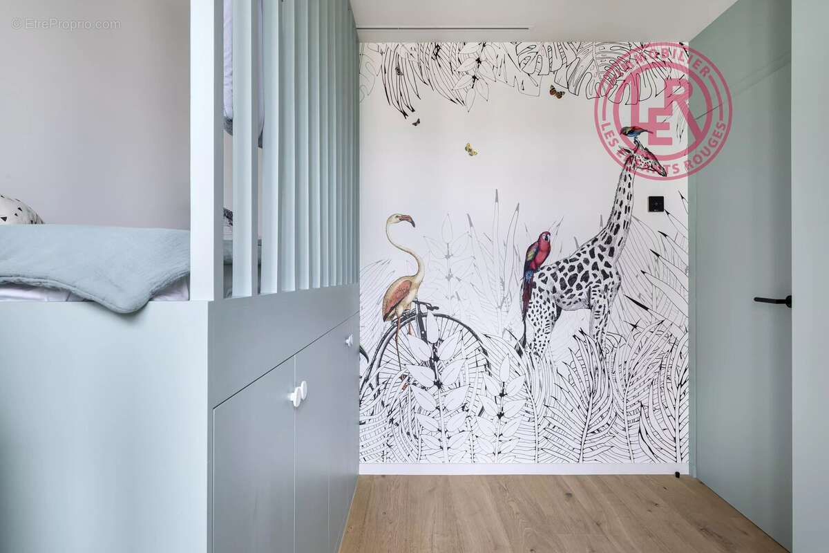 Appartement à PARIS-11E