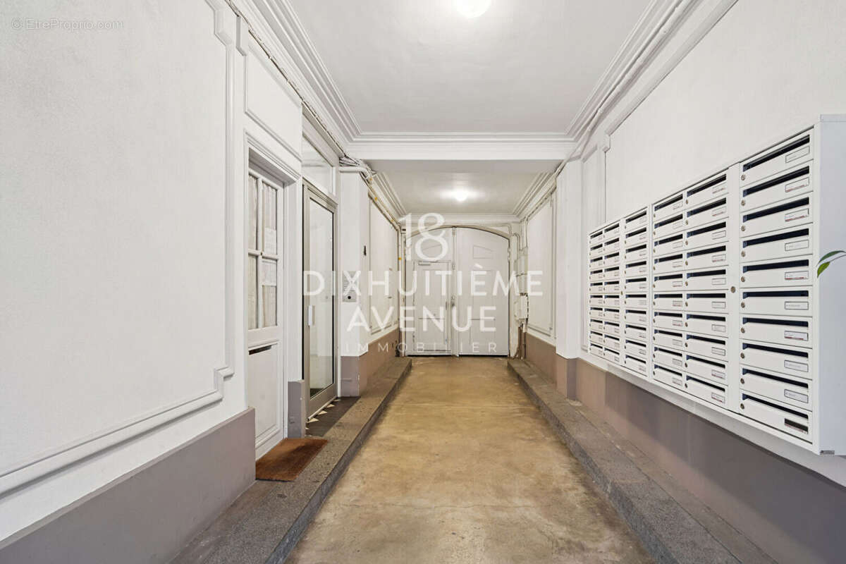 Appartement à PARIS-18E