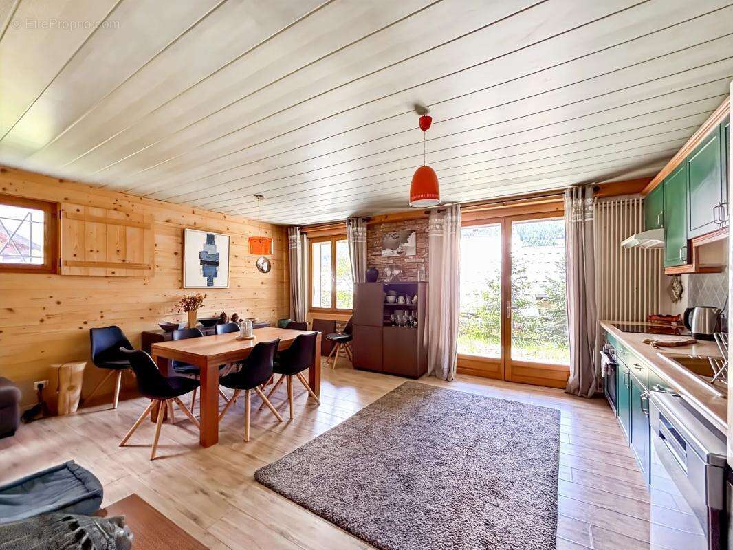 Maison à LA SALLE-LES-ALPES