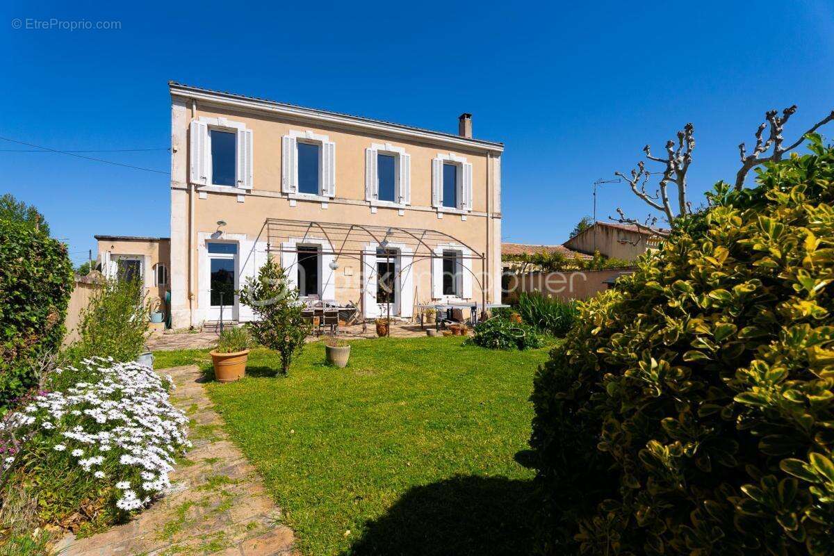Maison à SALON-DE-PROVENCE