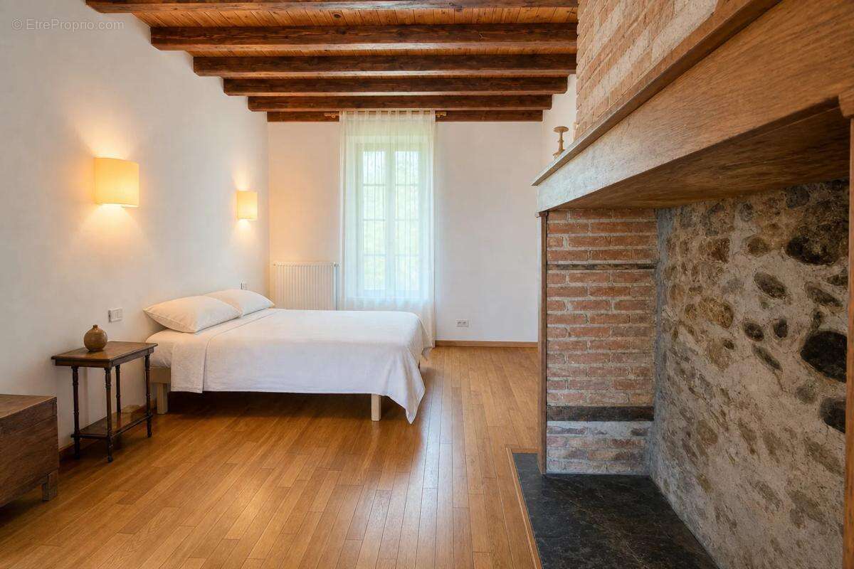 Maison à OZON