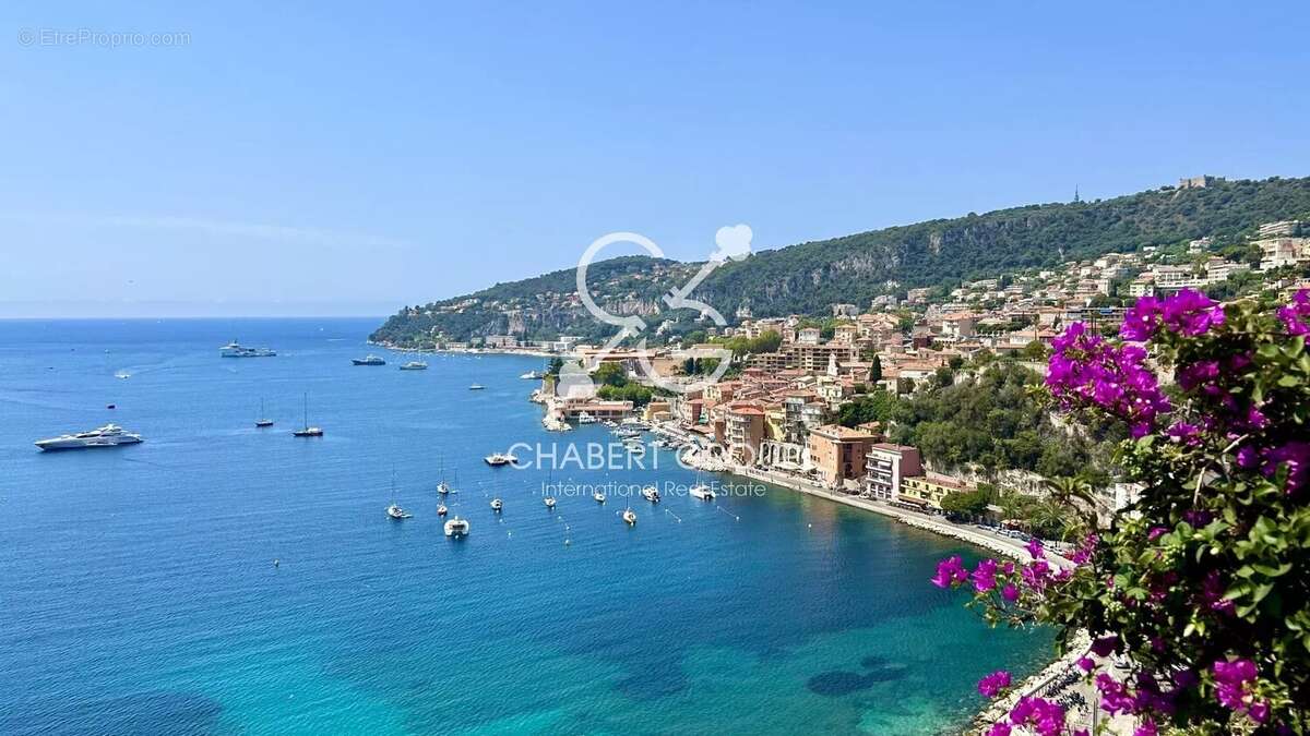 Appartement à VILLEFRANCHE-SUR-MER