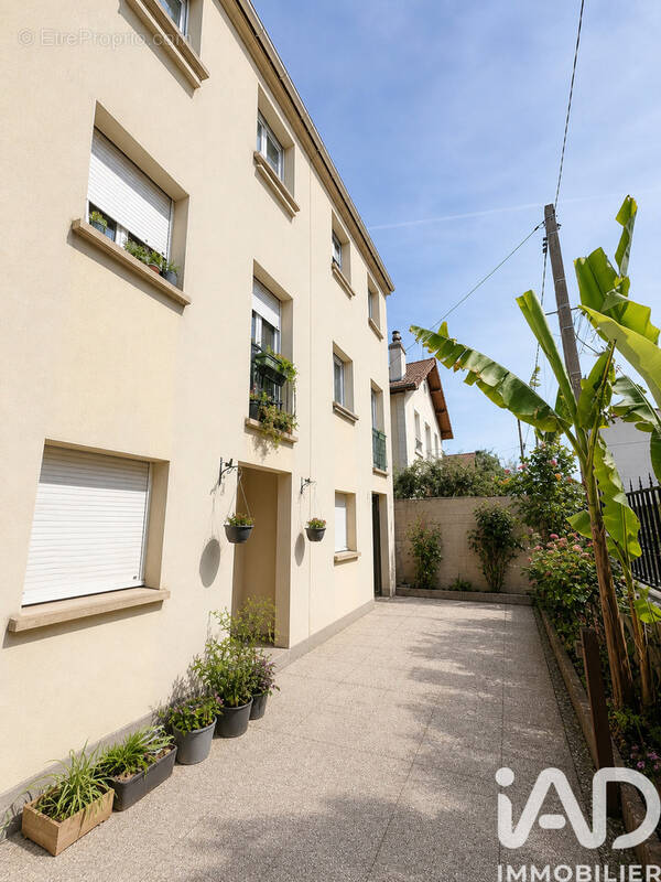 Photo 1 - Appartement à LE BOURGET