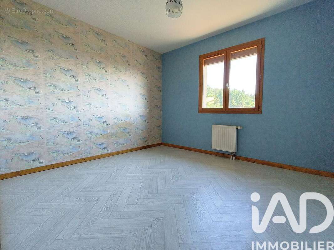 Photo 9 - Maison à VILLECHENEVE