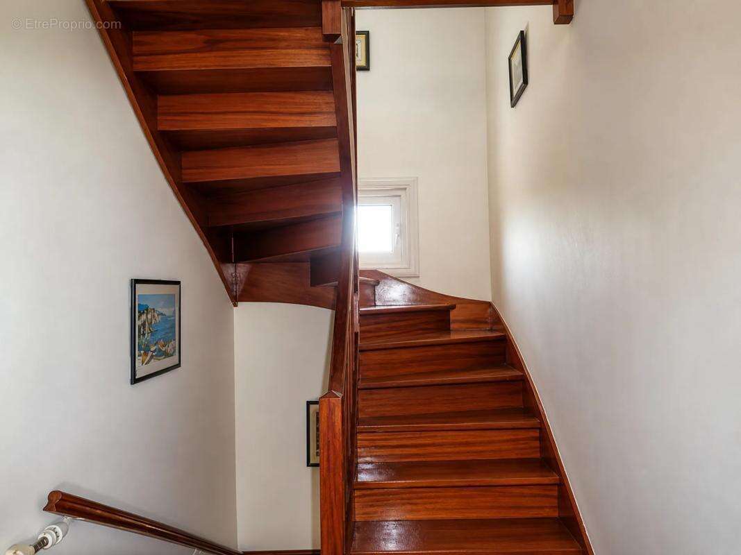 Maison de 6 pièces de 195 m² à Cherbourg-en-Cotentin,La Glacerie - photo 11