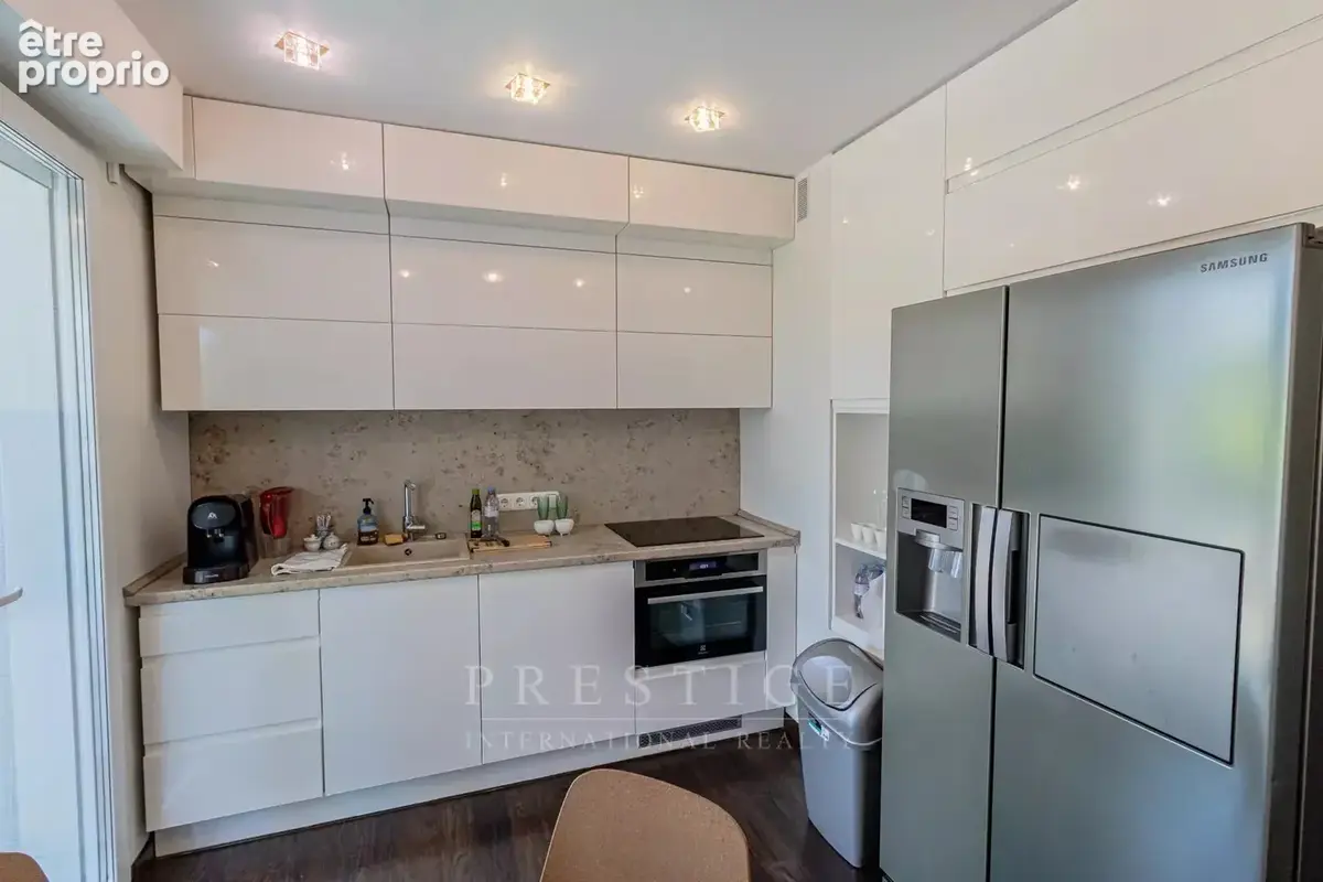 Juan les pins, 3 pièces, terrasse sud , cave, parking &  garage à vendre loué - photo 4
