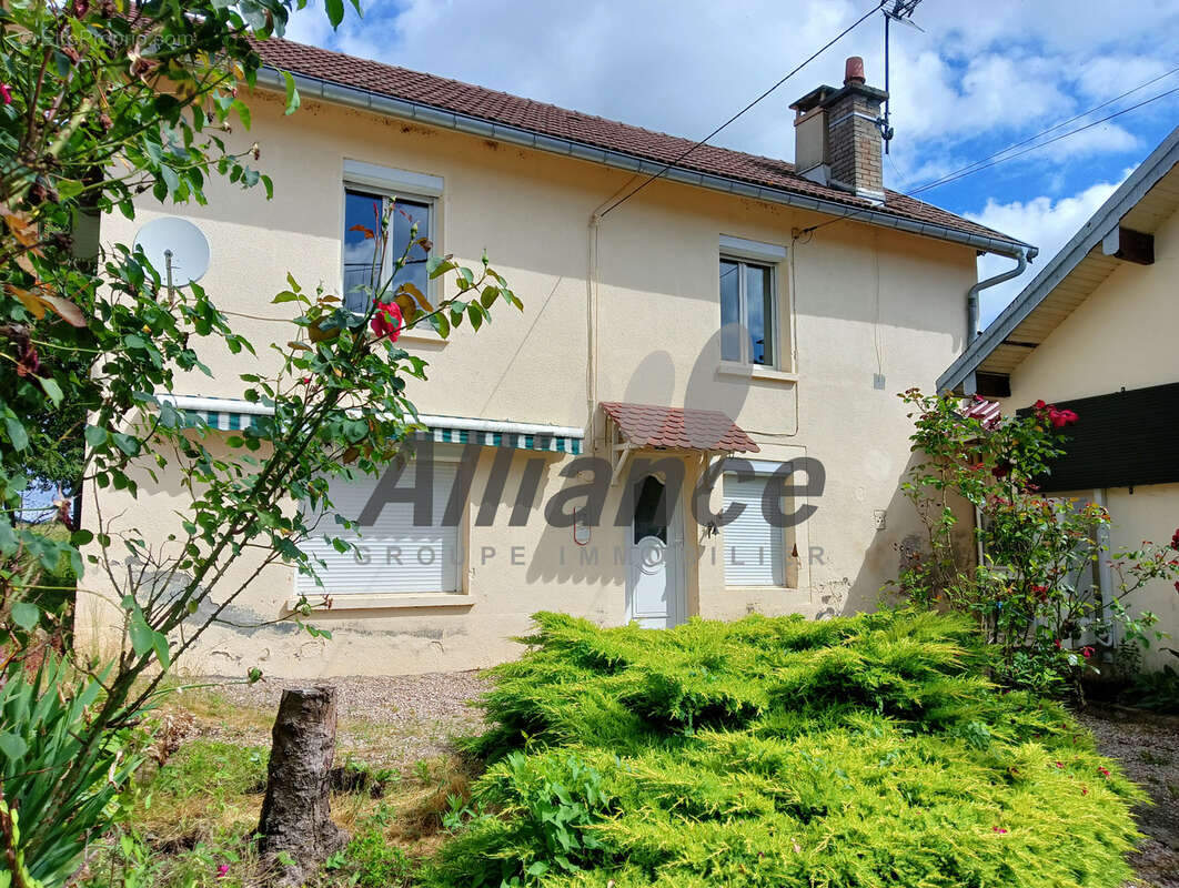 Maison à LUXEUIL-LES-BAINS