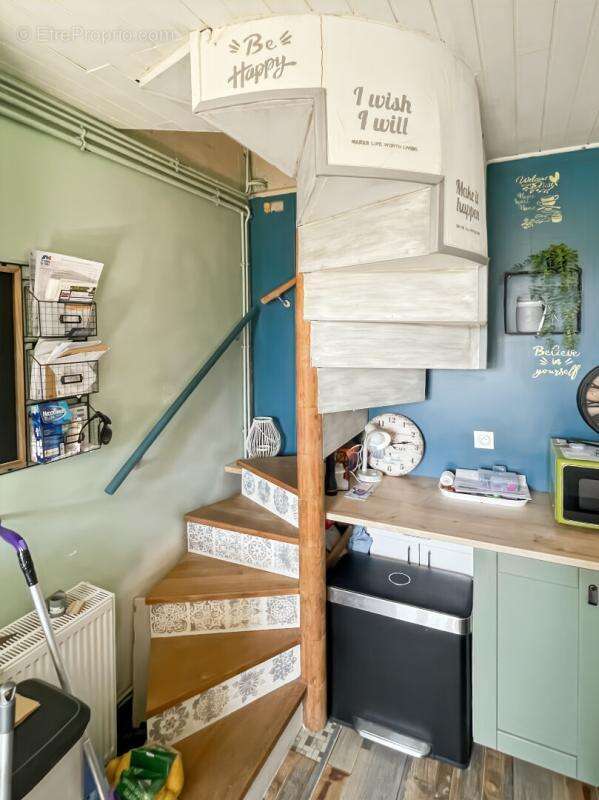 Charmante maison familiale, 5 chambres,  Terrain clos et arboré de 645 m² - photo 12