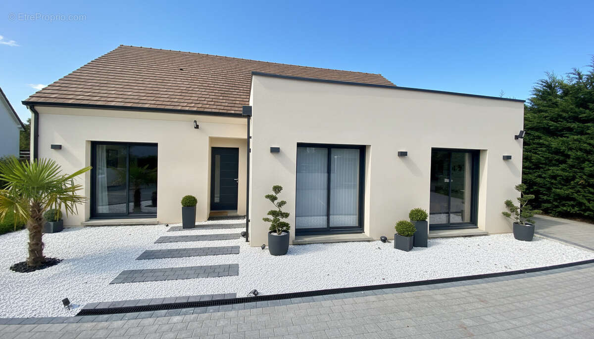 Maison à JOUARS-PONTCHARTRAIN