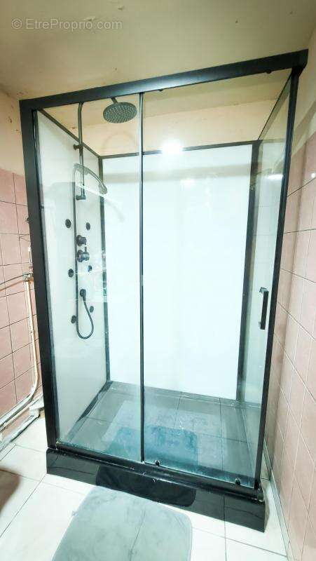 Maison à SAINT-PARIZE-LE-CHATEL