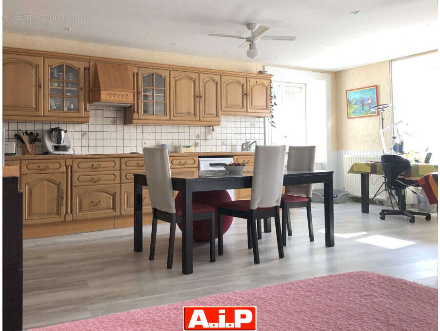 Maison à SAINT-HILAIRE-DE-VOUST