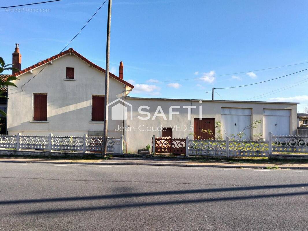 Photo 1 - Maison à DOMERAT