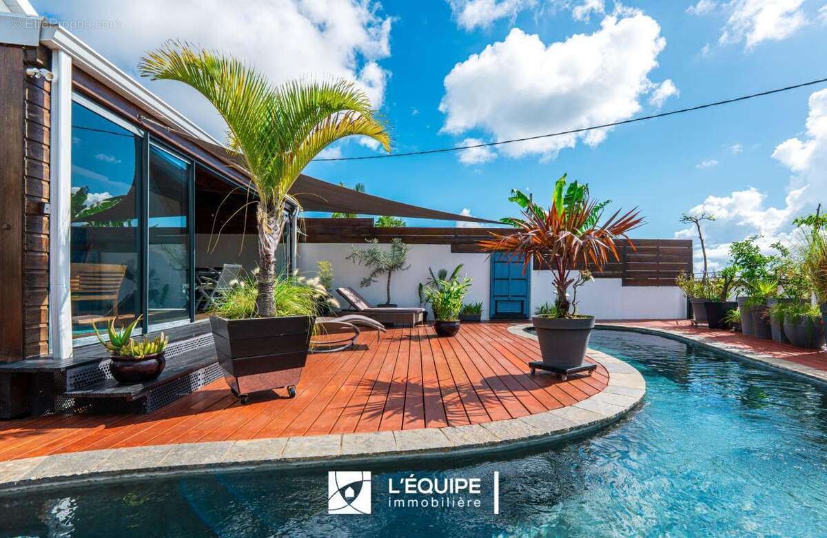 Maison à SAINT-DENIS