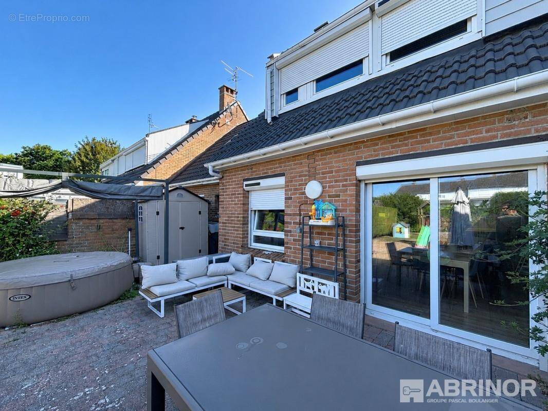 Maison 4 pièces 96 m² · à Annoeullin · 96 m² · 247 000 €