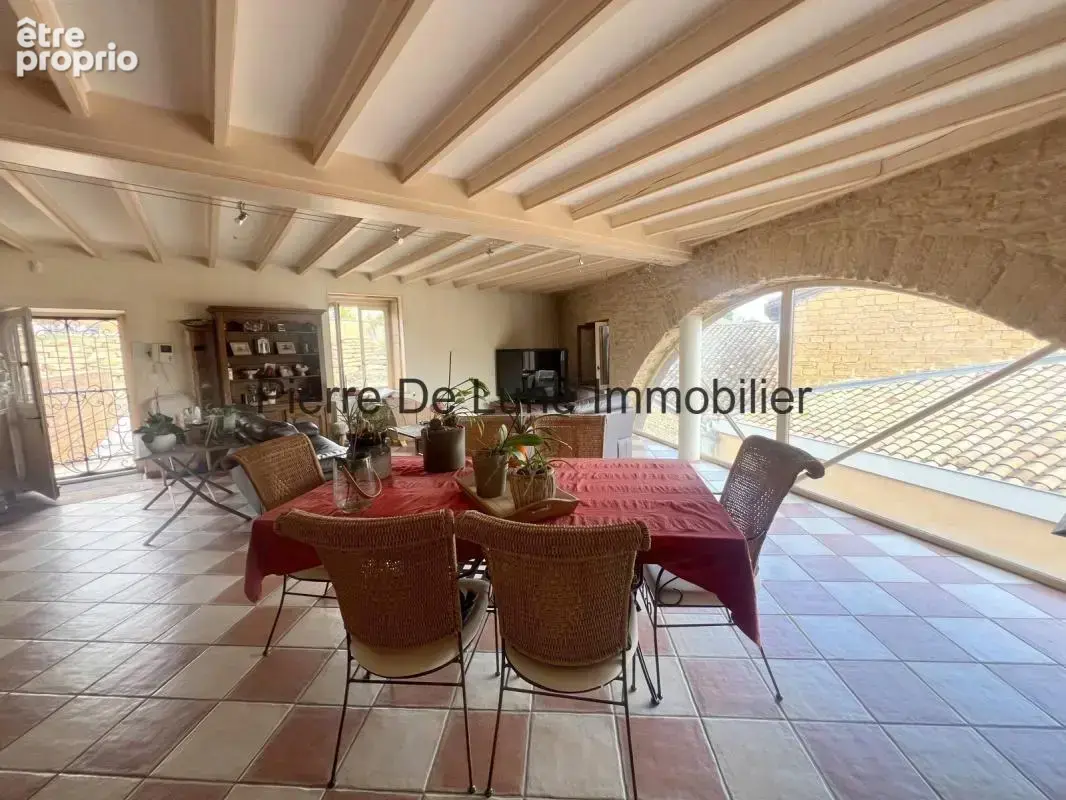 Maison en pierres dorées, Pouilly-le-Monial - photo 2