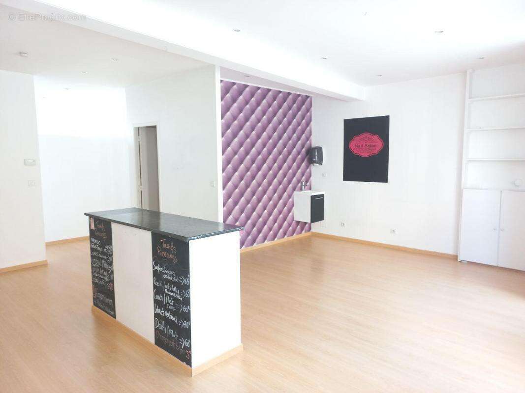 Commerce à L&#039;ARBRESLE