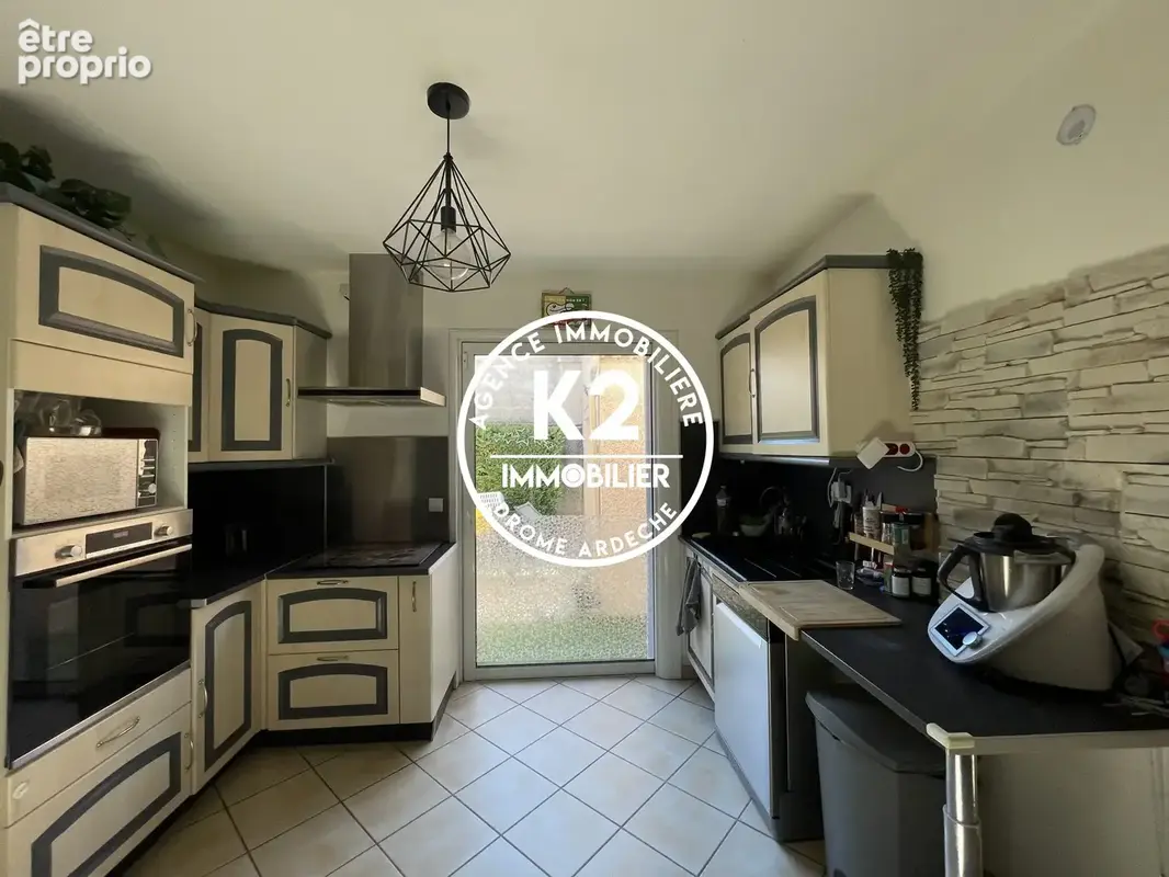 Maison 4 pièces 105 m² à vendre à Montelimar (26200) - photo 2
