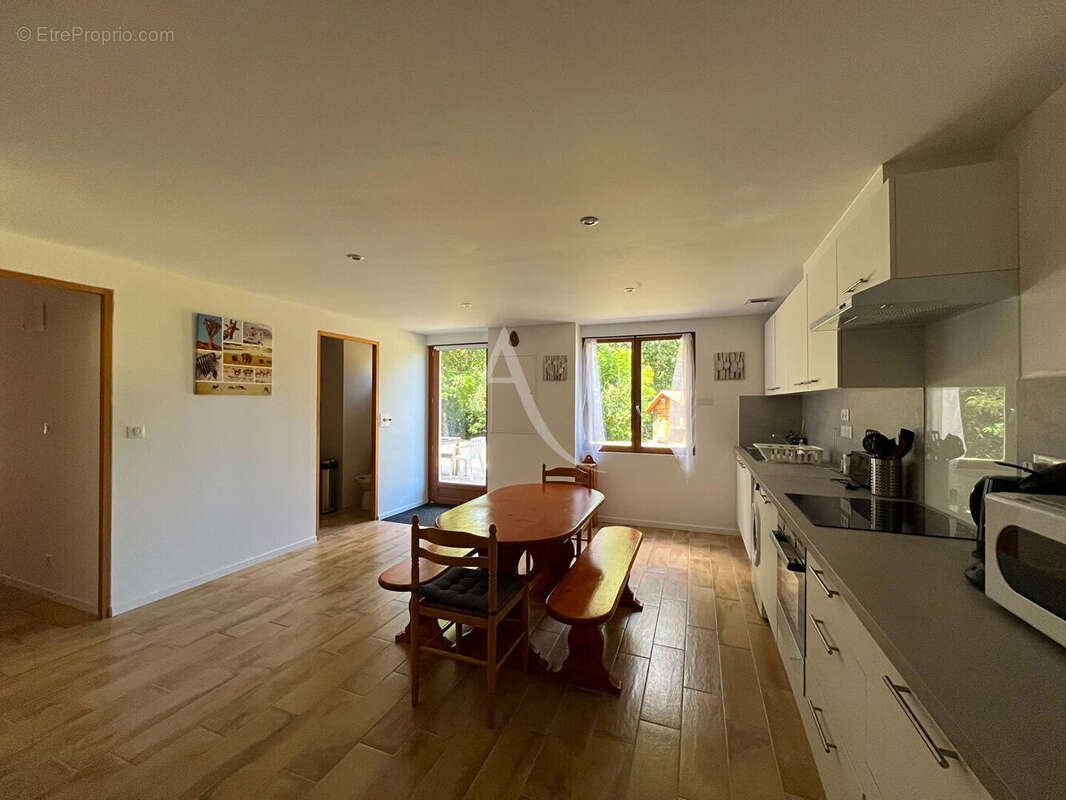 Maison de charme de 218 m² ? 3 logements ? Activité gîte en cours ? Terrain 2250 m² - photo 11