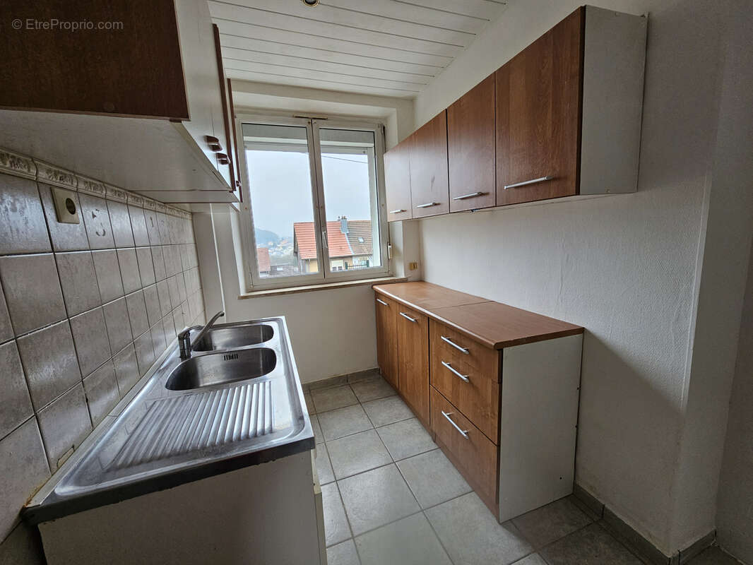 Appartement à AUDUN-LE-TICHE