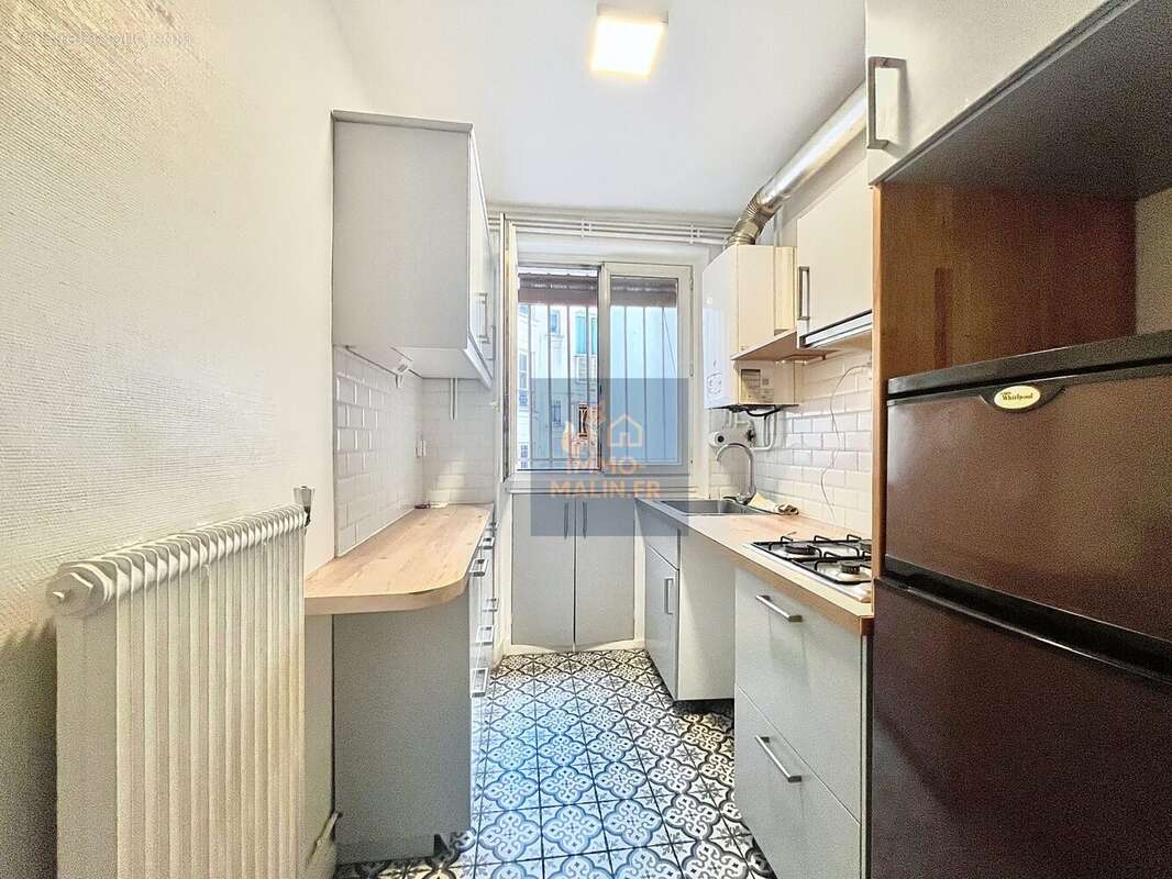 Appartement à PARIS-10E