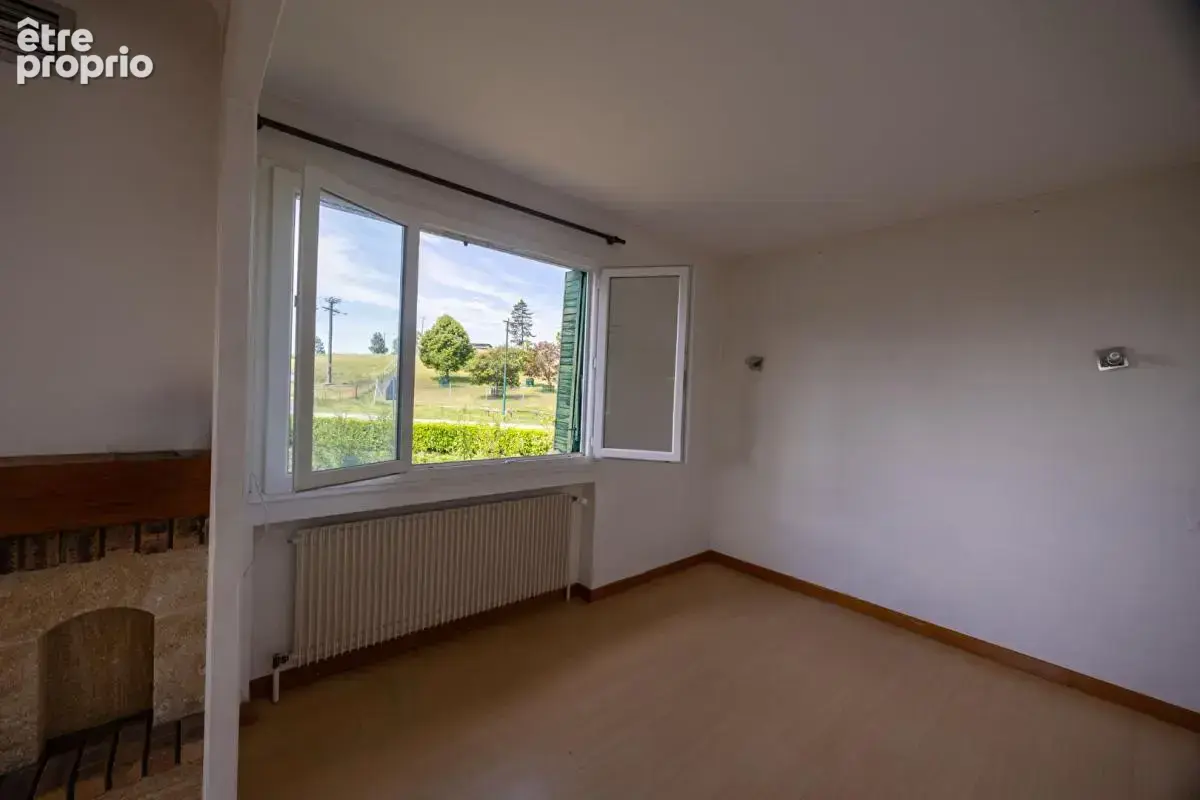 Villa T4 au calme avec 160 m² d'ateliers : idéal artisan, collectionneur ou projet locatif - photo 11