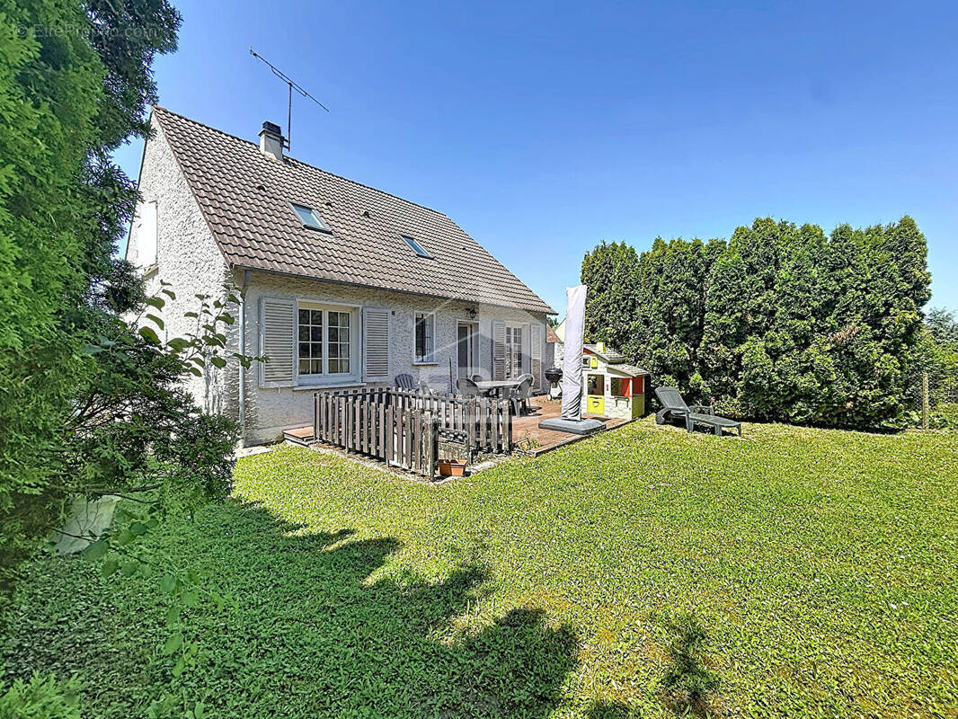 Maison à ETAMPES