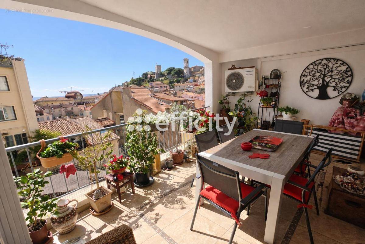 Appartement à CANNES