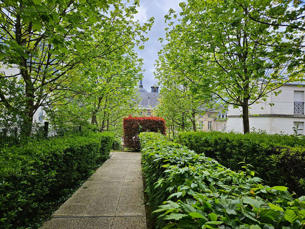Appartement à vendre - Rouen Préfecture - 99,73 m² - 2 chambres - Box fermé - Balcon -  Cave - Calme - photo 12