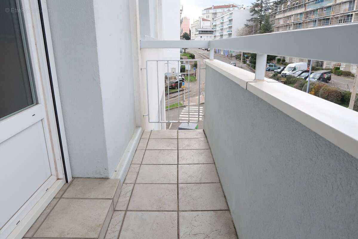 Appartement à SAINT-ETIENNE