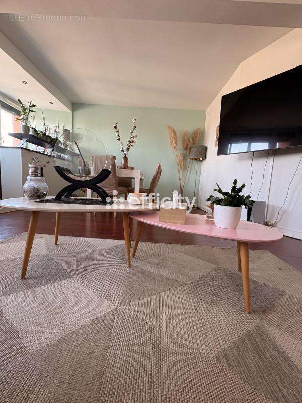 Appartement à TINQUEUX