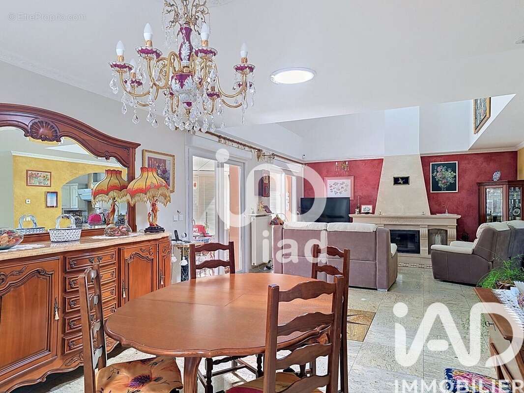 Maison 111 m² à Gretz-Armainvilliers  - photo 4