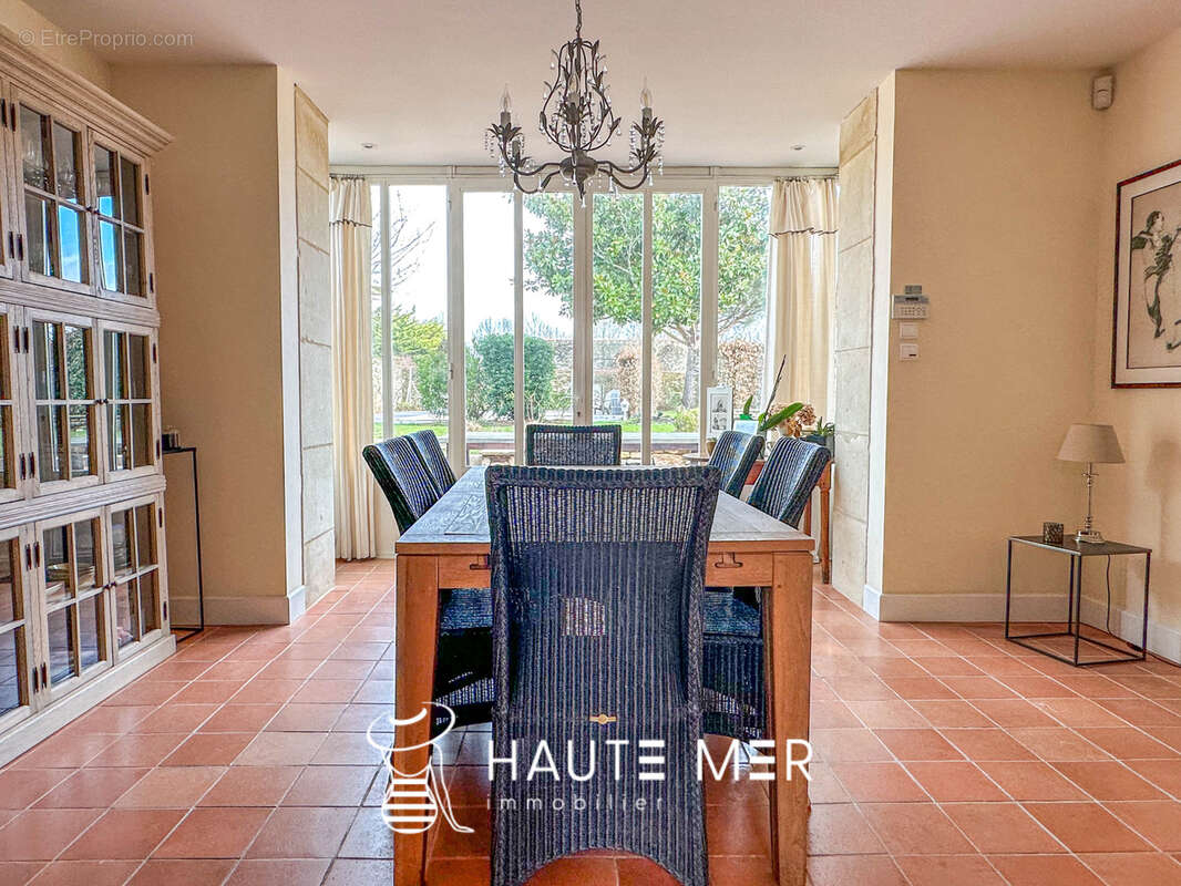 Maison à TALMONT-SAINT-HILAIRE