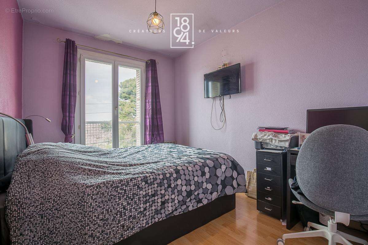 Appartement à MARSEILLE-12E