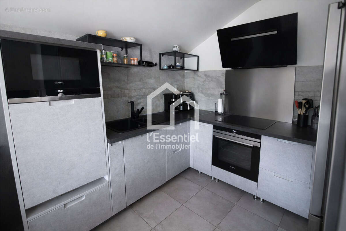 Appartement à VERNEUIL-SUR-SEINE