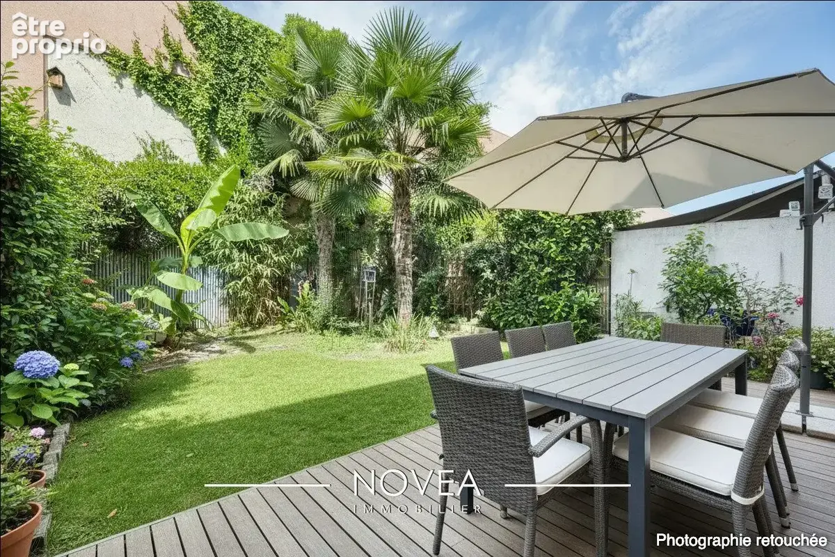 Maison 9 pièces 154 m² à vendre à Villeurbanne (69100) - photo 2