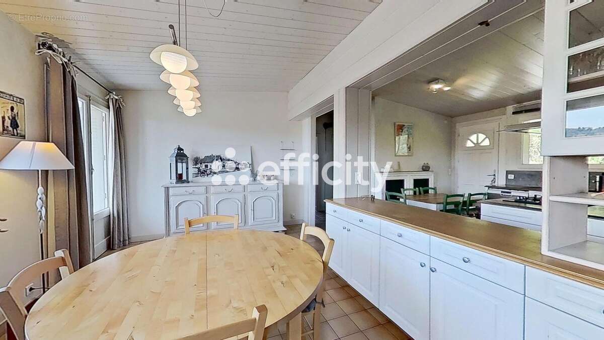 Maison à VIUZ-EN-SALLAZ