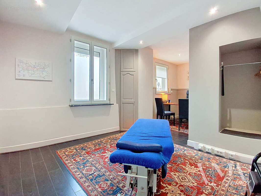 Commerce à LIMONEST