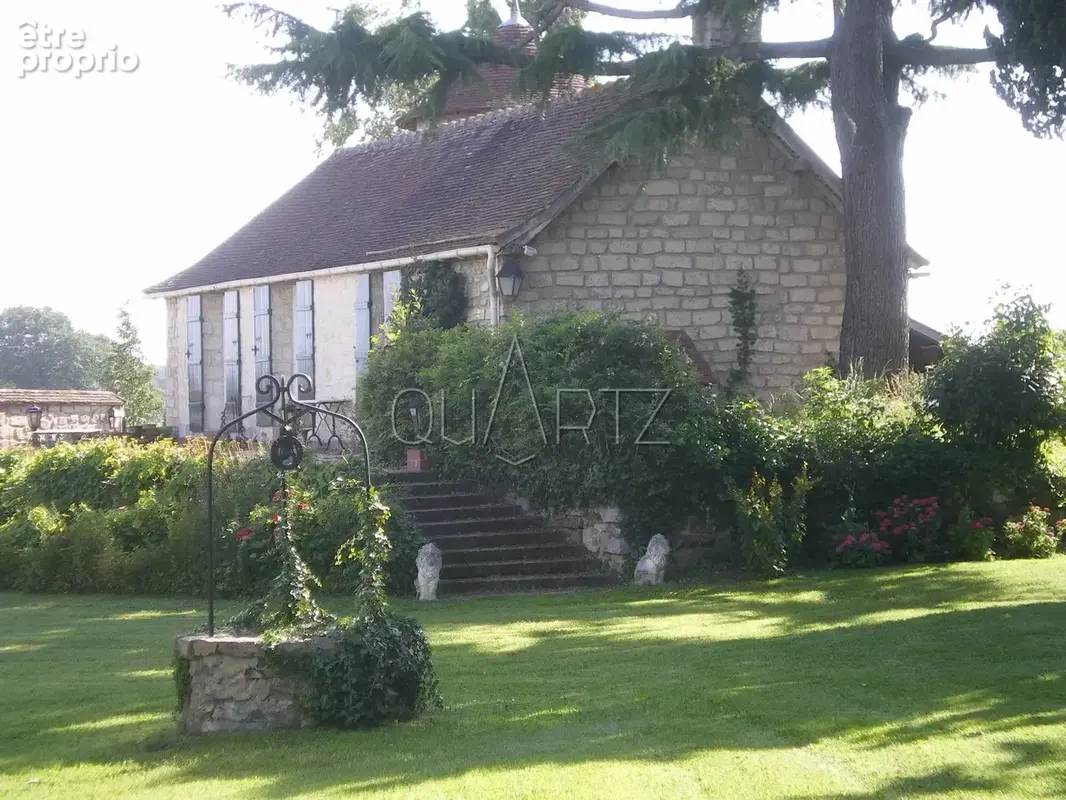 A 5' de Marines propriété composée de deux maisons - photo 5