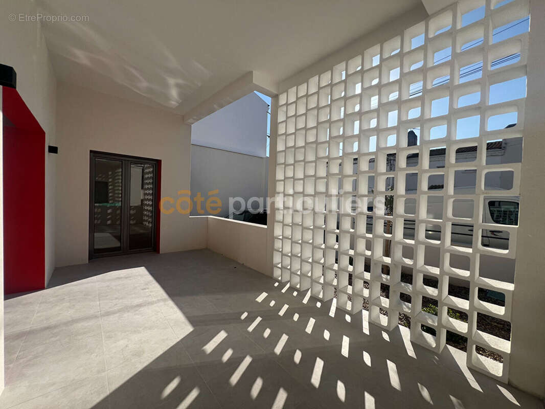 Appartement  hyper centre Royan 4 pièce(s) 115 m2 - photo 13