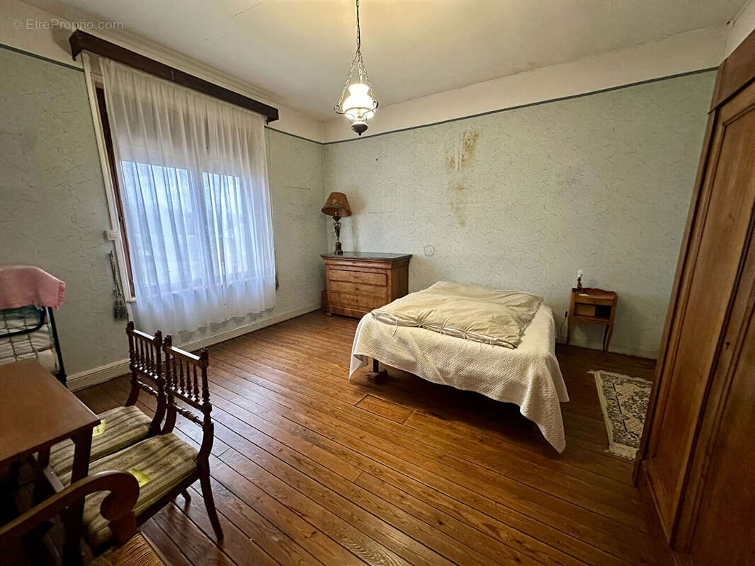 Maison à TUGNY-ET-PONT